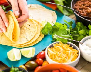 Fajitas de pui: cum să faci un preparat mexican rapid și aromat